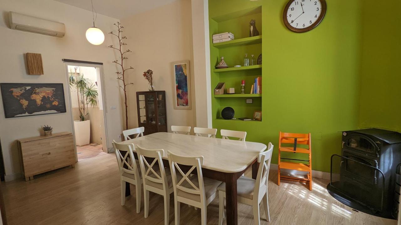 La Casa Azul อัลเมรีอา ภายนอก รูปภาพ